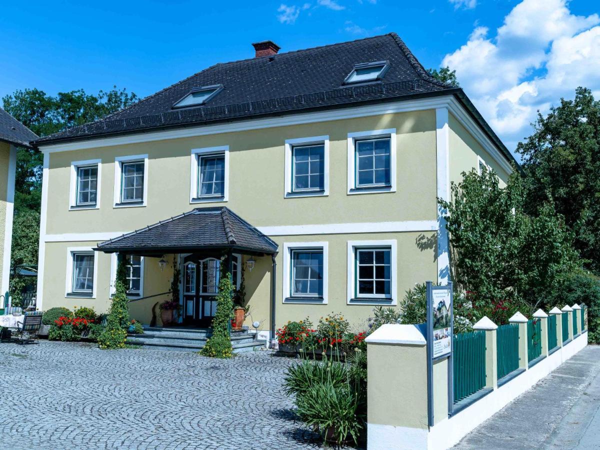 Appartementhof Stadler Pocking  Exteriör bild