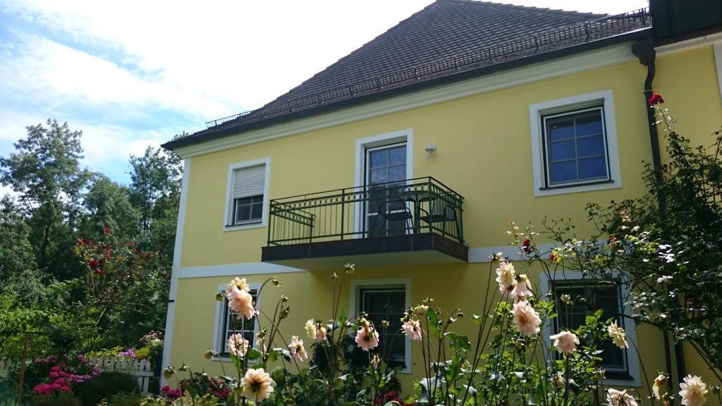 Appartementhof Stadler Pocking  Exteriör bild